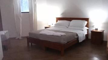 Standard-Dreibettzimmer