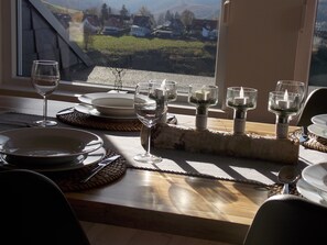 Dining - Large and spacious for max. 6 guests with great views (St. Andreasberg)
