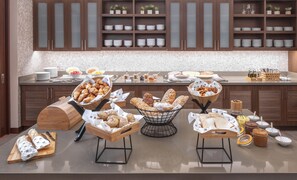 Desayuno buffet incluido todos los días