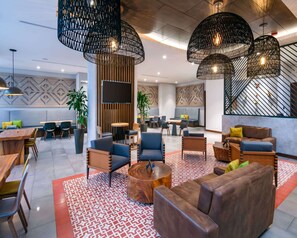 Breakfast, lunch, dinner served; Fusion cuisine  - Hyatt Place Bogota/Convention Center (Bogotá)