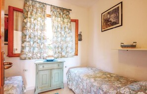 2 bedrooms