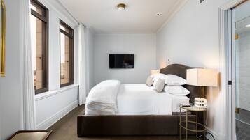 The Heaviest Corner Suite | Individually decorated, individually furnished, desk, blackout drapes