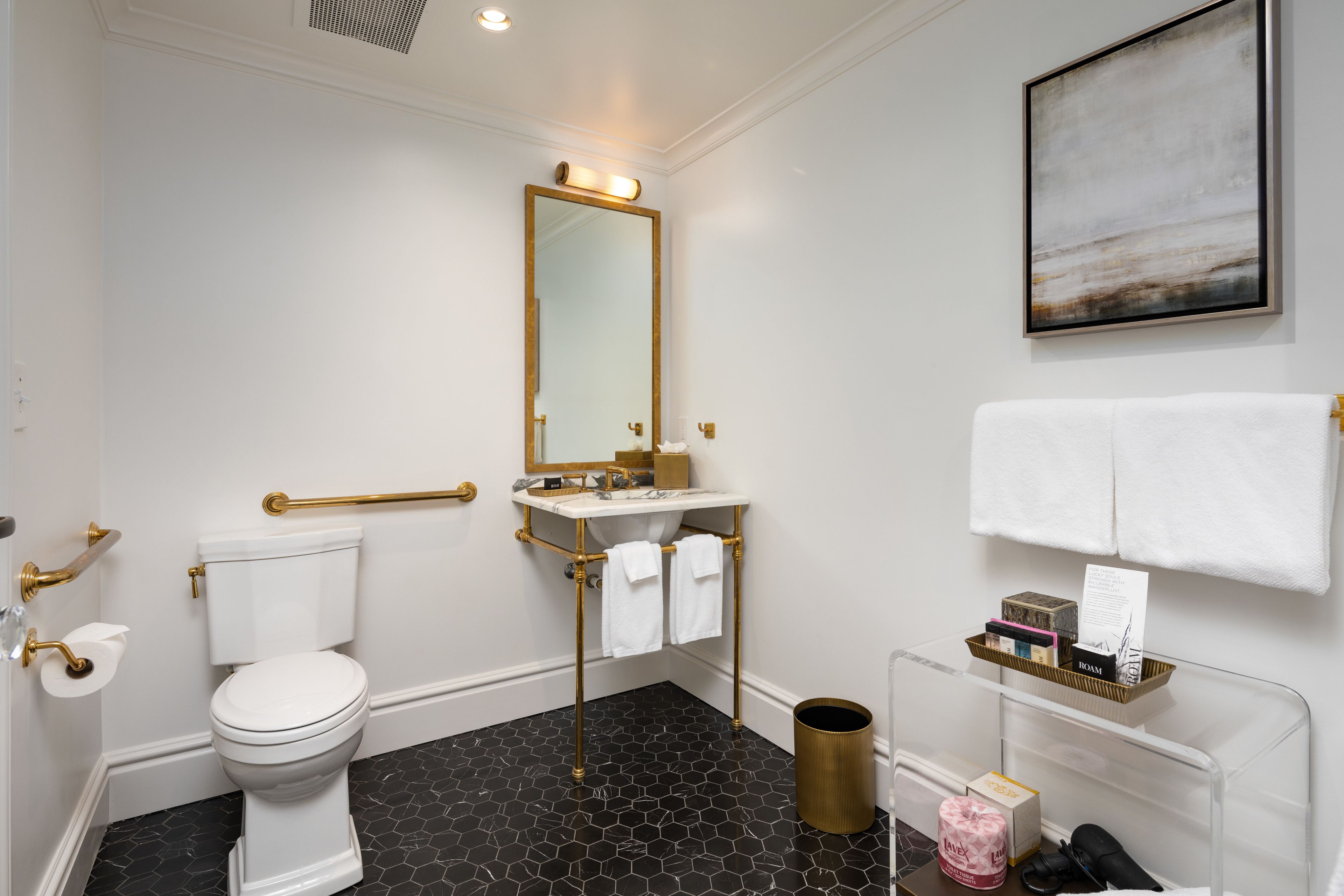 business suite, 1 king bed, city view | bathroom | shower, hair dryer, bathrobes, towels