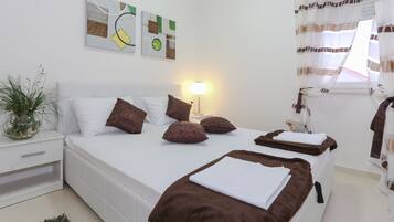 Classic Studio, Garden View | 1 bedroom, individually decorated, individually furnished