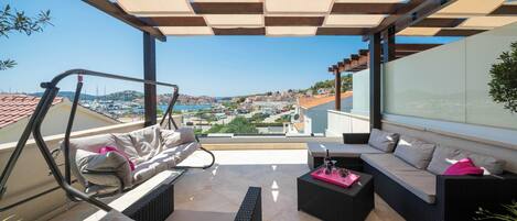 Penthouse Panoramic - havsutsikt | Terrass/Patio