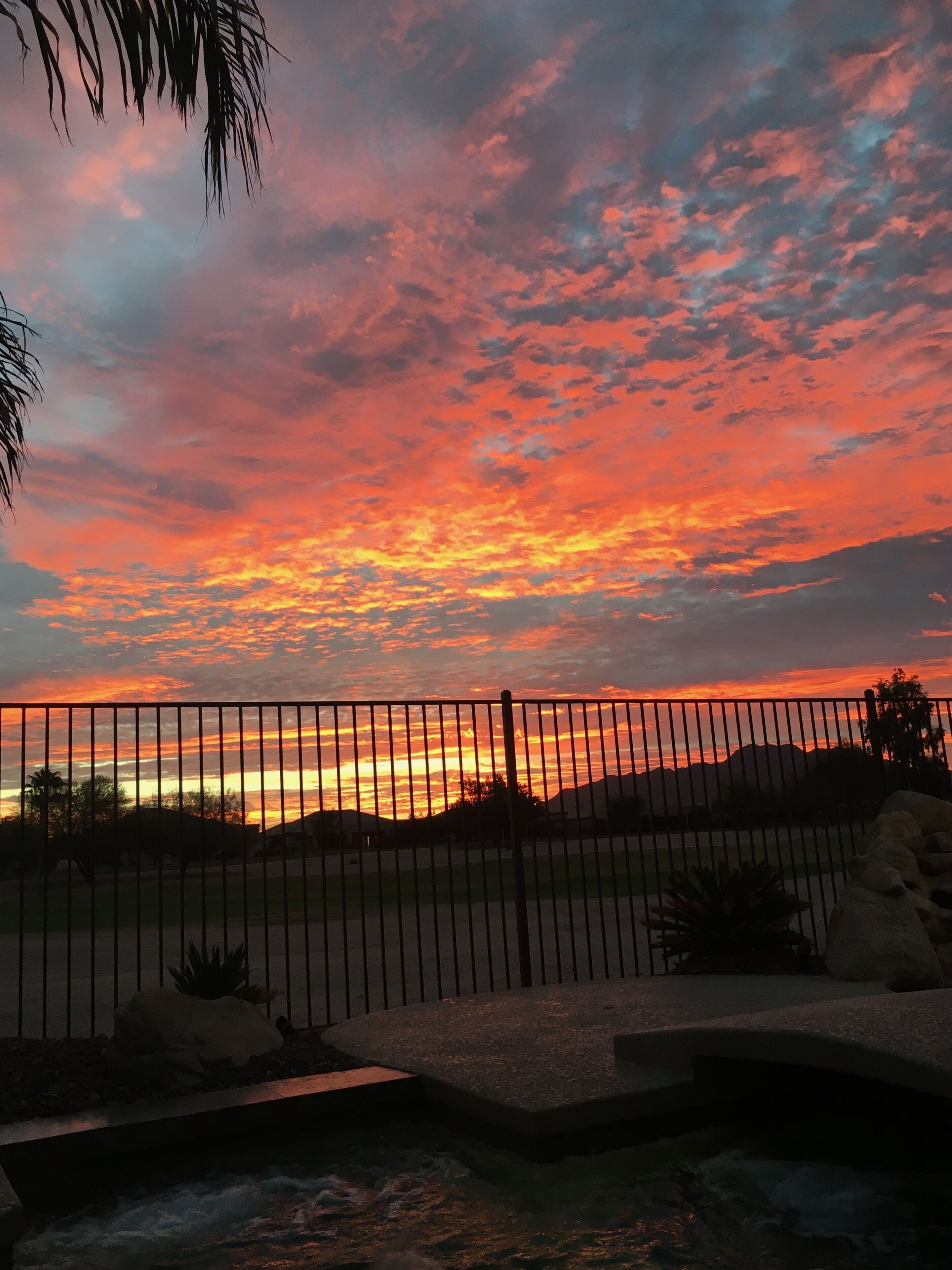 Chandler Home - Golf, Private Pool & Spa, Mountain View, Gated Community