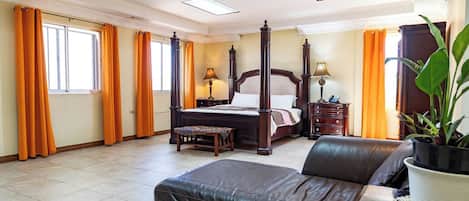Penthouse Suite