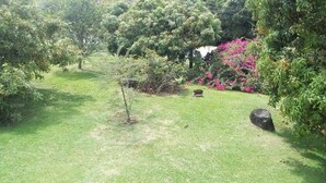 Garden - Ray Choc Bay Lodge (Castries)