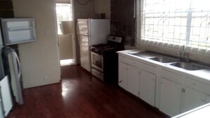 Panoramic House, Multiple Beds, Mountain View, Poolside | Private kitchen | Coffee/tea maker, full-sized fridge, microwave, oven - Ray Choc Bay Lodge (Castries)