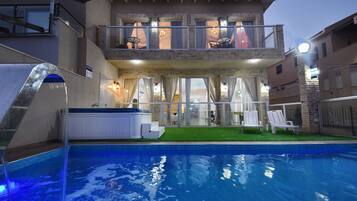Front of property - evening/night