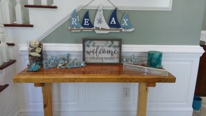 Interior entrance - Hilton Head House (Hilton Head Island)