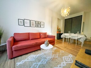 Living area - #B7 | Le Rochambeau 🎭 L'Aigle | Vallier Libération (Grenoble)