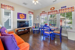 Smart TV - Clemson Lover's Dream Cottage (Clemson)