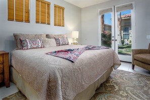 4 habitaciones, tabla de planchar con plancha, wifi y ropa de cama 