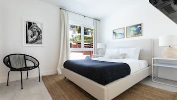 2 bedrooms, iron/ironing board, travel crib, free WiFi