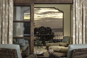 Premier Room, 1 King Bed, Ocean View