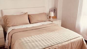 4 chambres, fer et planche Ă repasser, accĂšs Internet, draps fournis