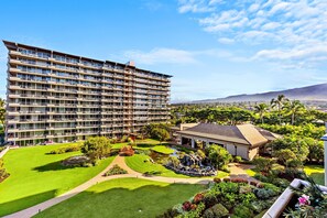 Exterior - Whaler on Kaanapali Beach Oceanfront Corner Luxury 2 Bdrm w/ wrap around lanai!! (Lahaina)