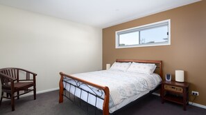 4 Schlafzimmer, Bügeleisen/Bügelbrett, Internetzugang