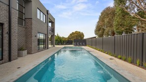 Beheizter Pool