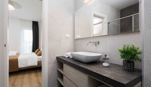 Hair dryer, towels