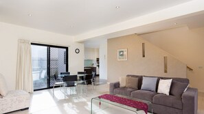 Tv och ett filmbibliotek