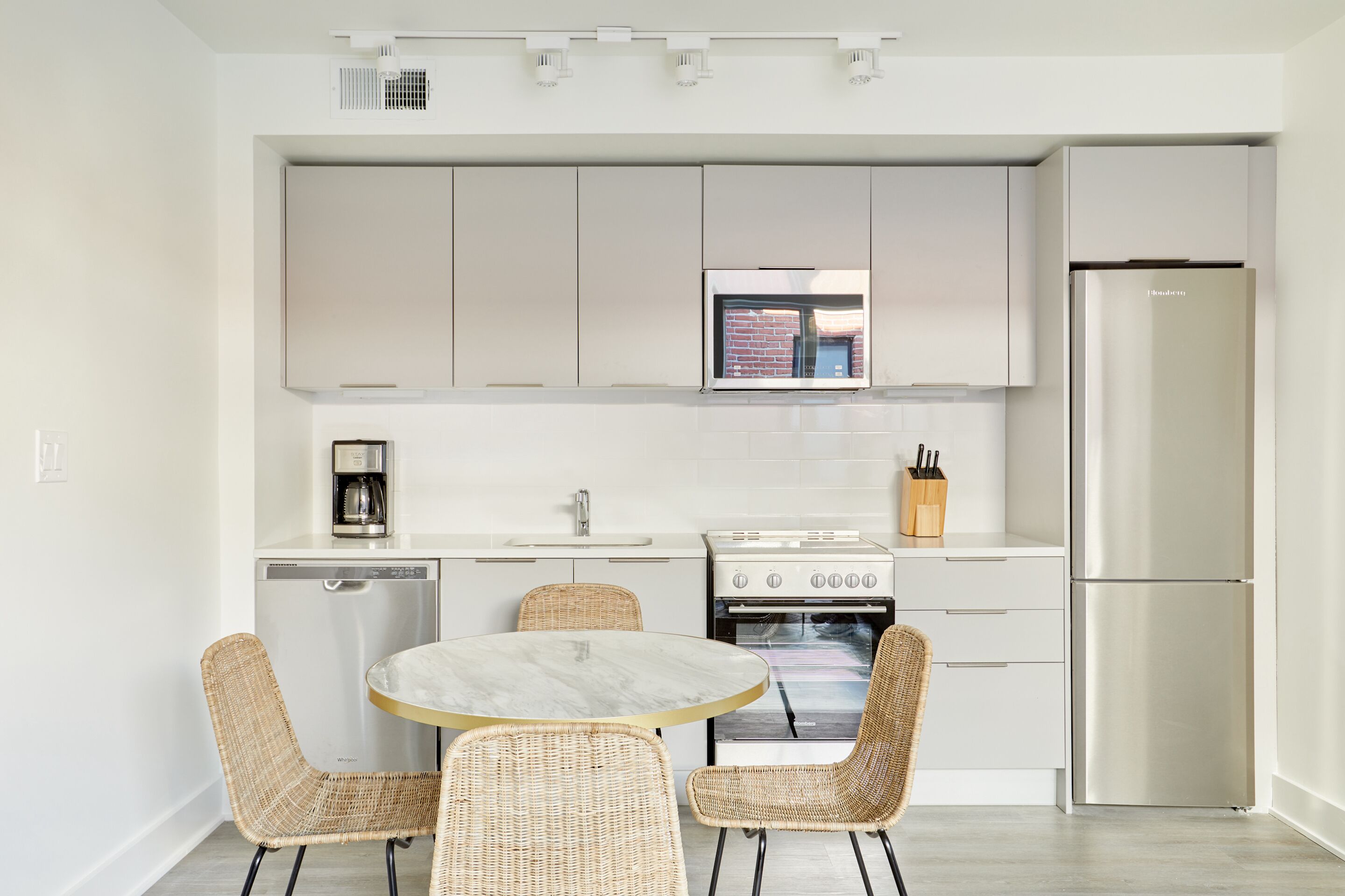 Photo - Sonder Callisto