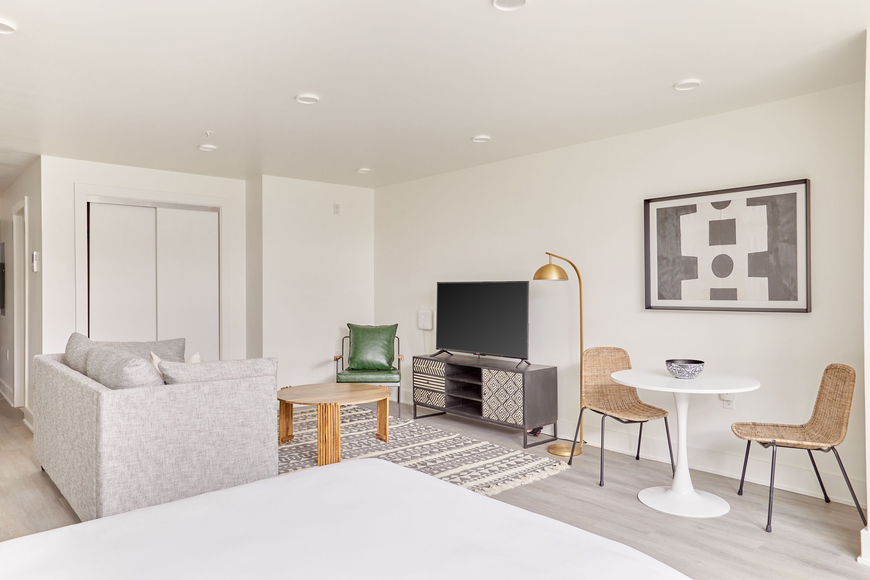 Photo - Sonder Callisto