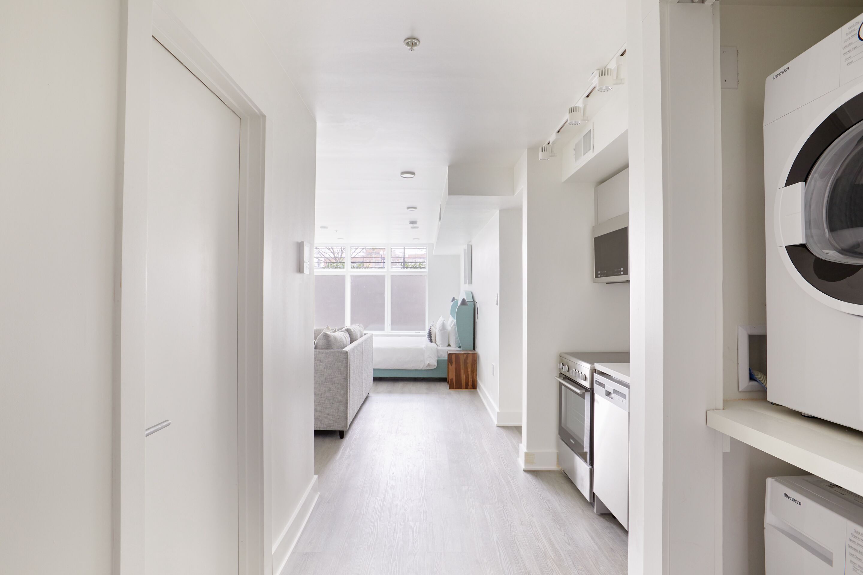 Photo - Sonder Callisto