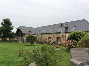 Exterior - Sea and countryside, at Michel and Nicole's place (Angerville-la-Martel)