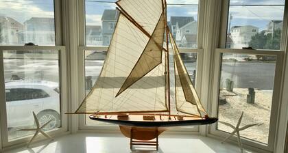 Family Friendly Lavallette Home with room for everyone! Walk to everything!!