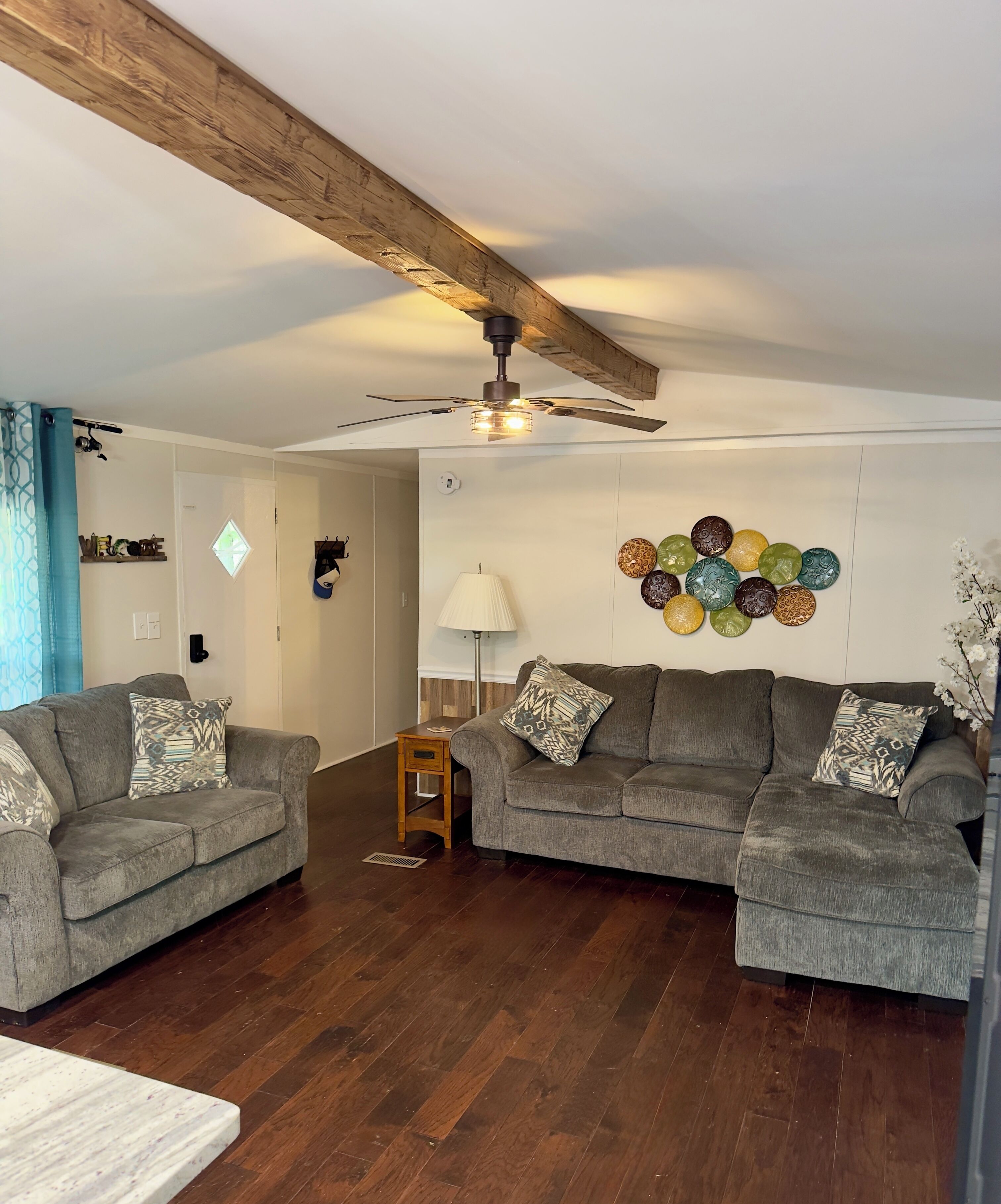 Trout Haven Is Back! Riverfront Oasis; Private Dock, Screened Porch, Fire Pit - Arkansas