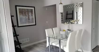 Private luxury suite in Westlake!