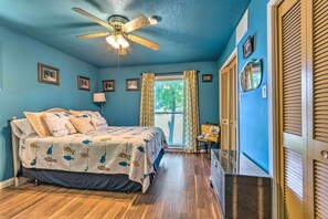 3 bedrooms, iron/ironing board, Internet, bed sheets