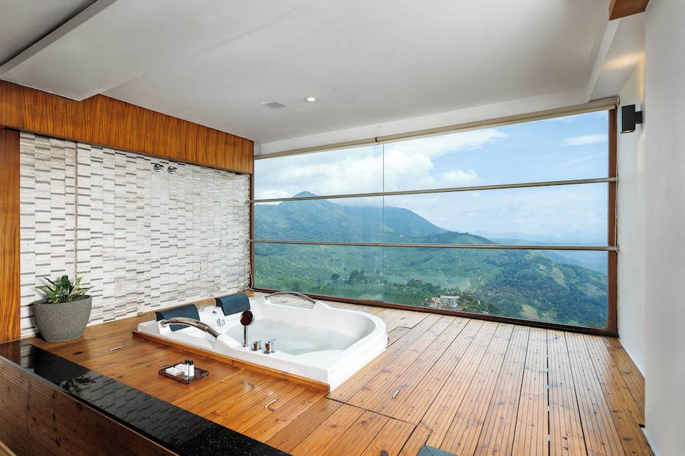 Amber Dale Luxury Hotel & Spa