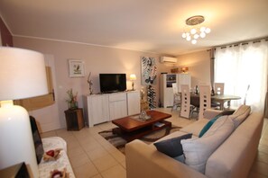 TV, DVD player, stereo