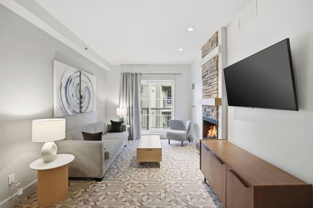 Mosaic One Bedroom Suite | Living area | Flat-screen TV