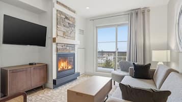 Chambre, 1 chambre (Mosaic with Den) | Fer et planche à repasser, accès au Wi-Fi (inclus), literie fournie