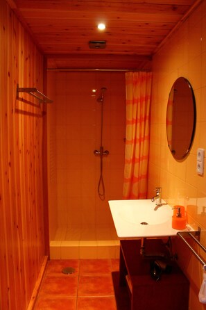 Family Villa, 2 Bedrooms, Sea View | Bathroom