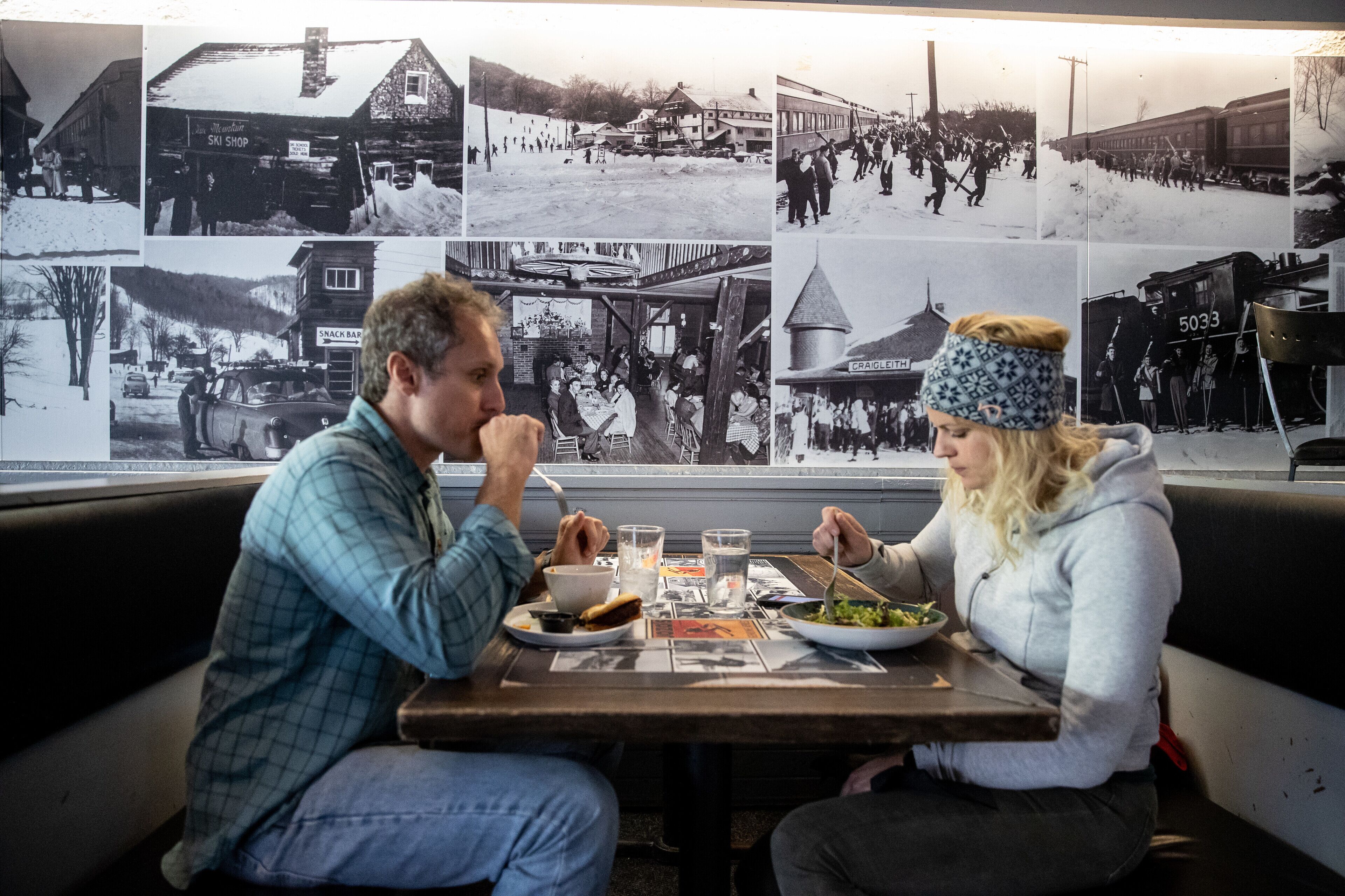 serves lunch and dinner