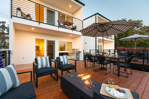 Avalon IV by AvantStay | Mins to Gaslamp | Beautiful Deck w/ BBQ