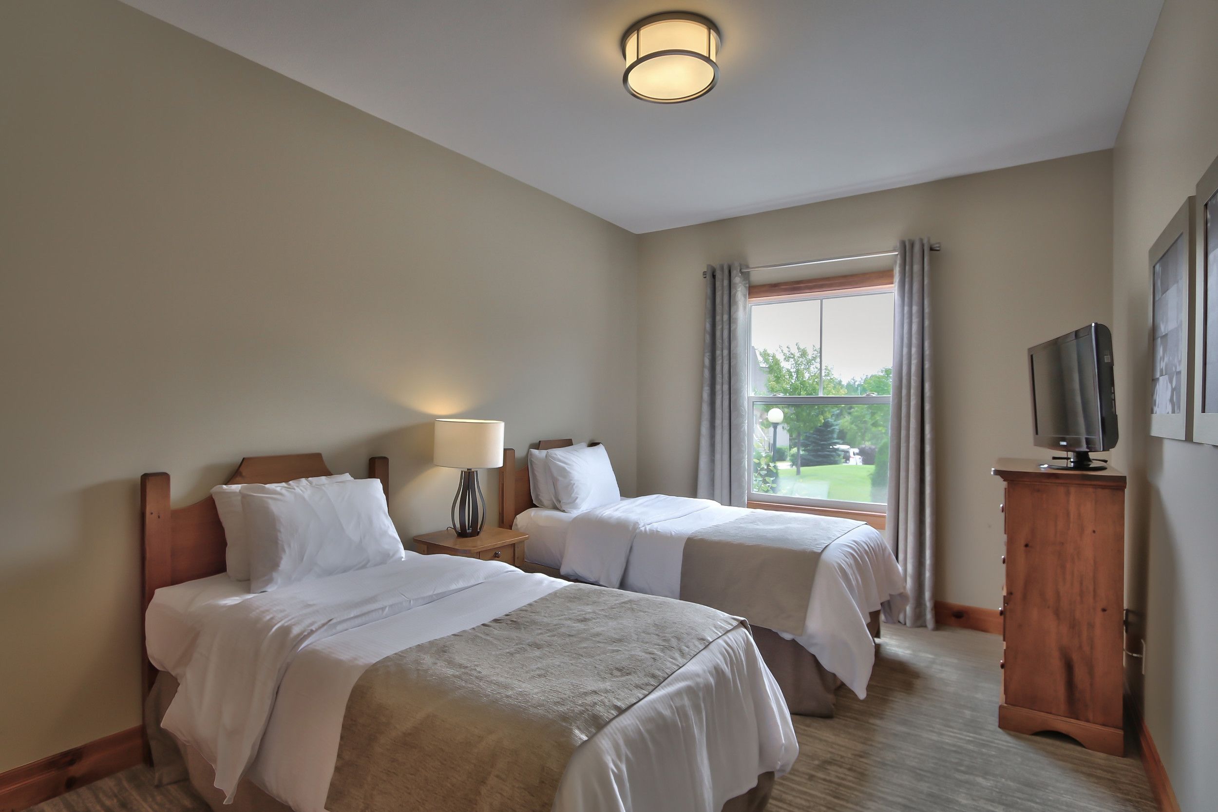 Blue Mountain Resort Home Collection, The Blue Mountains: Room, Prices ...