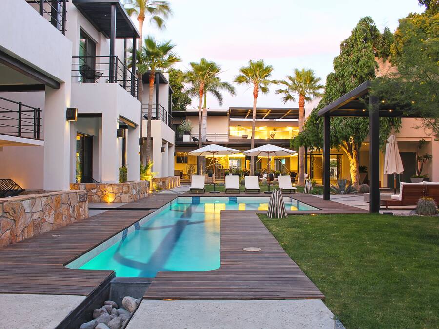 Outdoor pool, open 8:00 AM to 10:00 PM, pool umbrellas, sun loungers