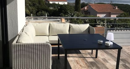 Casa contemporánea de lujo con vista al mar piscina climatizada