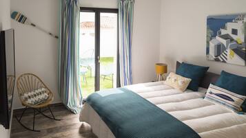 4 slaapkamers, een strijkplank/strijkijzer, reisbedje, gratis wifi