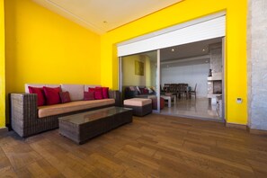 Appartement Luxe, plusieurs lits, vue océan | Coin séjour