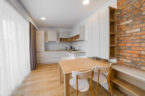 Comfort Apartment | Private kitchen | Full-size fridge, microwave, oven, stovetop - Apartment Dolfi (Senec)