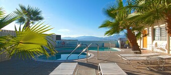 The Getaway # 3: Studio, pool, børn velkomne