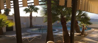 The Getaway # 3: Studio, piscine, enfants bienvenus