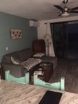 Smart TV - Newly Renovated Condo w/ Spectacular beach views 183 / night (Mexico)